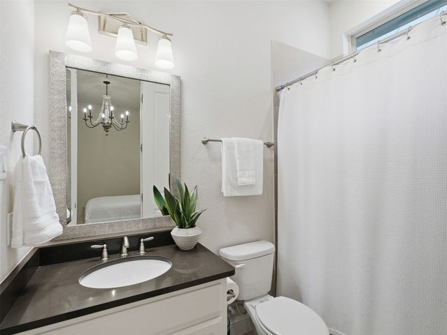 1221 Falcon Drive, Grapevine, TX 76051