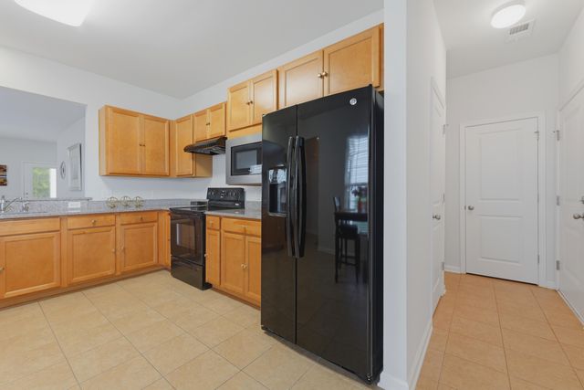 531 Eastern Isle Avenue, Summerville, SC 29486