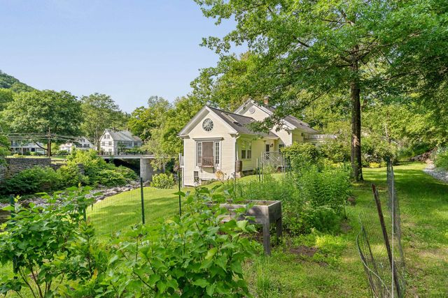 16 Church Street, Woodstock, VT 05091