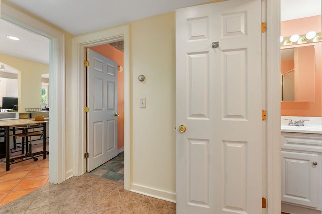 16 Church Street, Woodstock, VT 05091