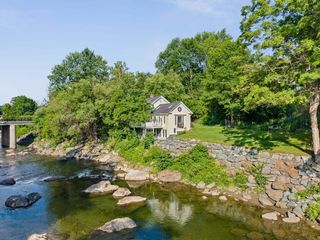 16 Church Street, Woodstock, VT 05091