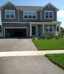 654 Otter Way, Oswego, IL 60543