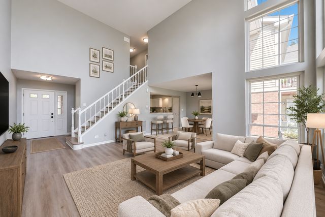 2105 Glasgow Court 2105, Hanover Park, IL 60133