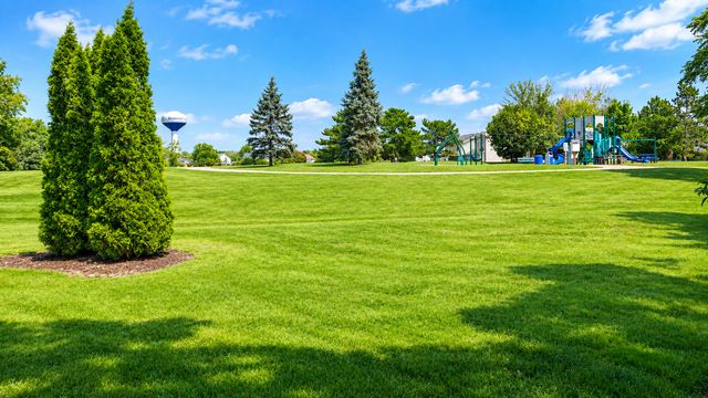 2105 Glasgow Court 2105, Hanover Park, IL 60133