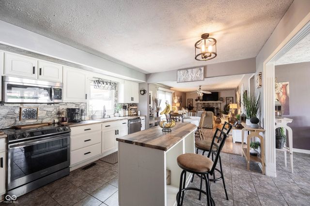 783 W 850 N, Fortville, IN 46040