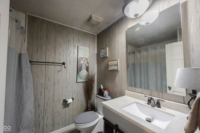 783 W 850 N, Fortville, IN 46040