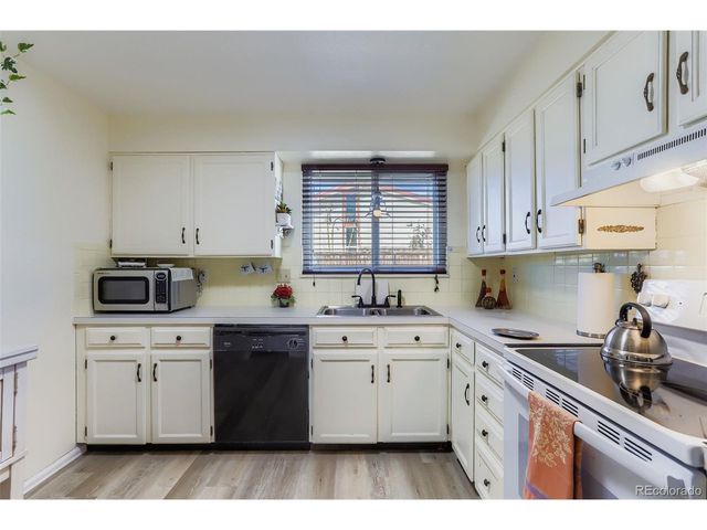 2150 Derby Hill Dr, Loveland, CO 80537