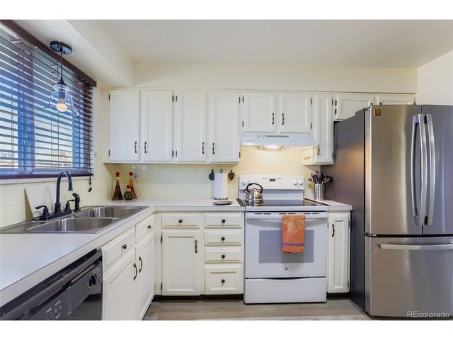 2150 Derby Hill Dr, Loveland, CO 80537