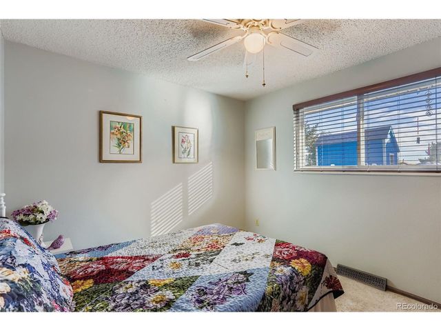 2150 Derby Hill Dr, Loveland, CO 80537