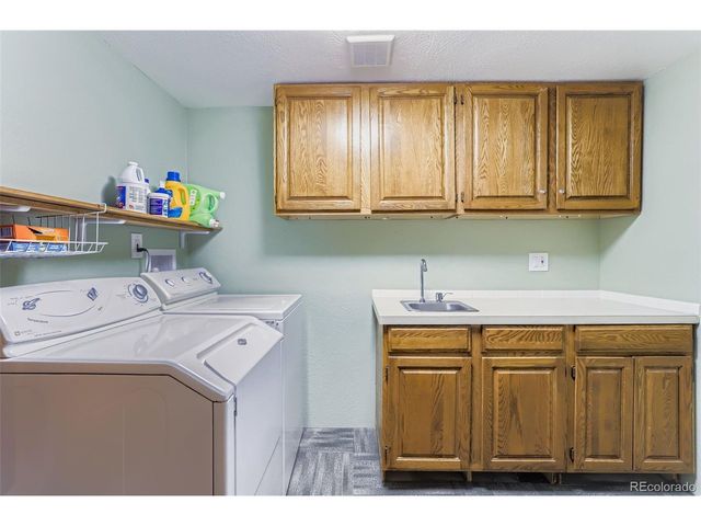 2150 Derby Hill Dr, Loveland, CO 80537