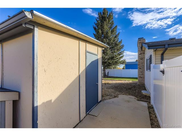 2150 Derby Hill Dr, Loveland, CO 80537