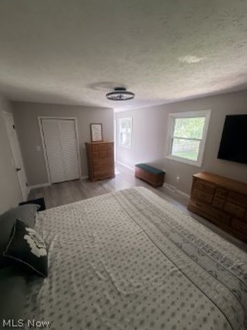 7908 Kellogg Creek Drive, Mentor, OH 44060