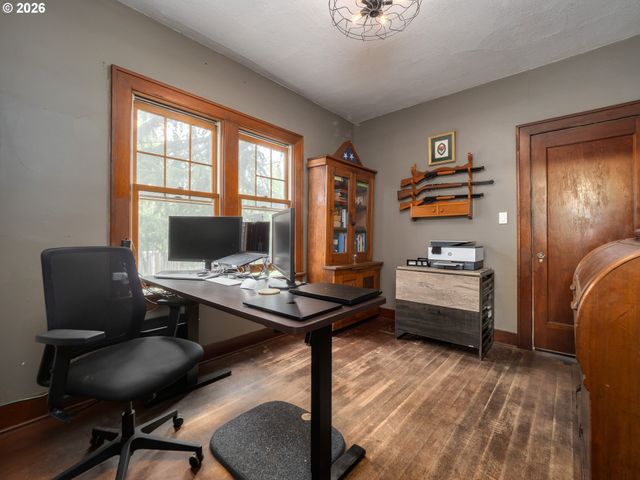 24305 Ne HIGHWAY 240, Newberg, OR 97132