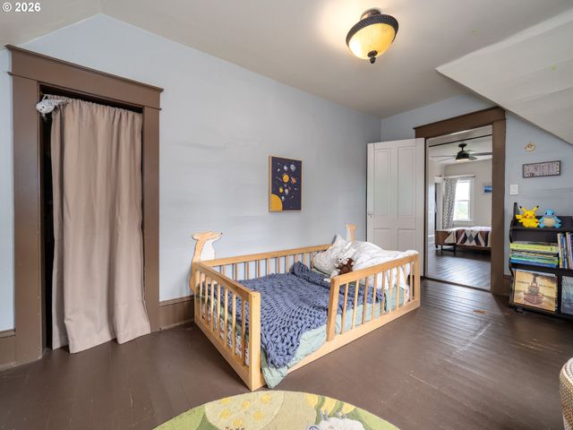 24305 Ne HIGHWAY 240, Newberg, OR 97132