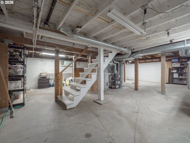 24305 Ne HIGHWAY 240, Newberg, OR 97132