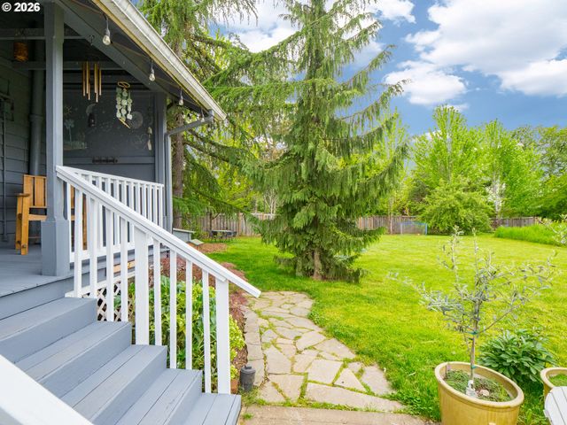 24305 Ne HIGHWAY 240, Newberg, OR 97132