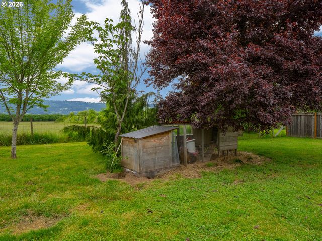 24305 Ne HIGHWAY 240, Newberg, OR 97132