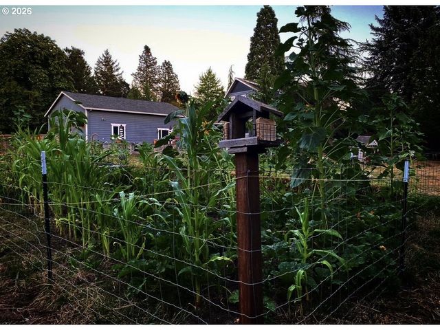 24305 Ne HIGHWAY 240, Newberg, OR 97132