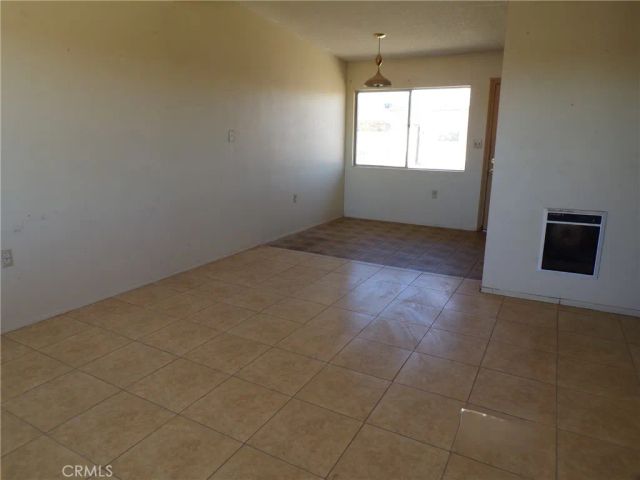 6810 Maude Adams, 29 Palms, CA 92277