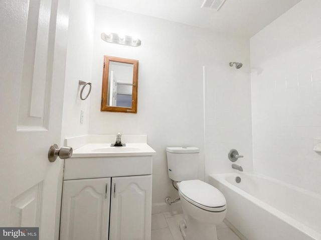 6352 SHAUNDALE DR, Springfield, VA 22152