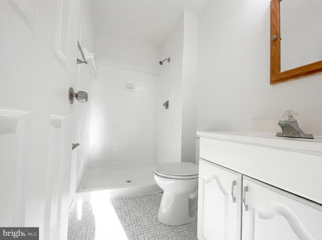 6352 SHAUNDALE DR, Springfield, VA 22152