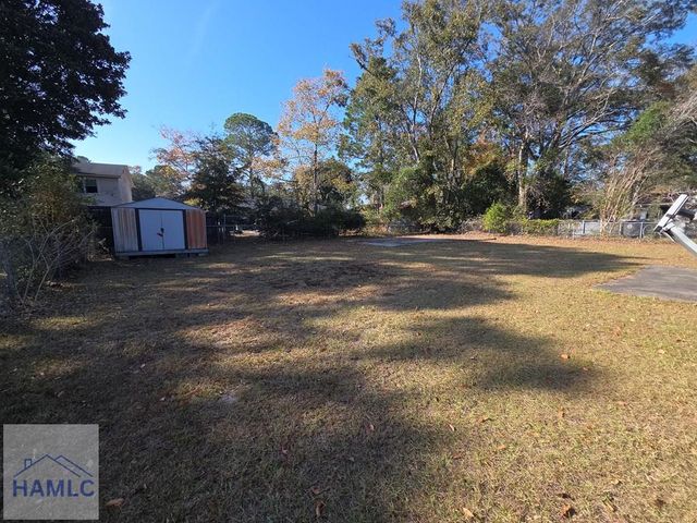 621 Parker Drive, Hinesville, GA 31313