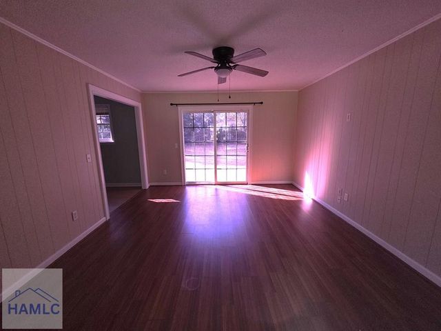 621 Parker Drive, Hinesville, GA 31313