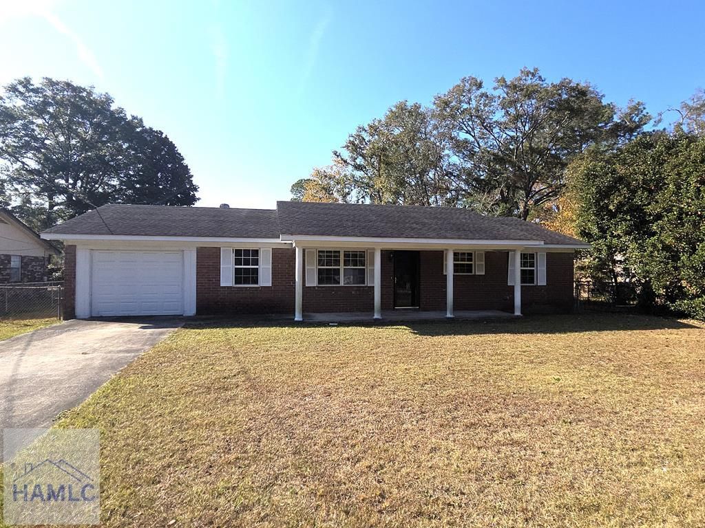 621 Parker Drive, Hinesville, GA 31313