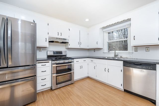 65 Andover Road, East Hartford, CT 06108