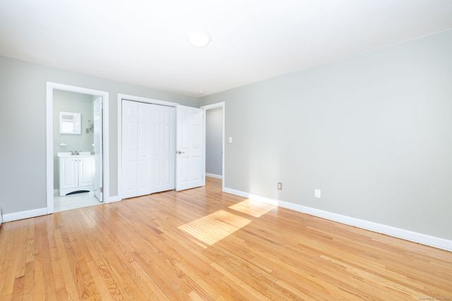 65 Andover Road, East Hartford, CT 06108