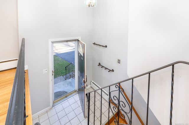 65 Andover Road, East Hartford, CT 06108