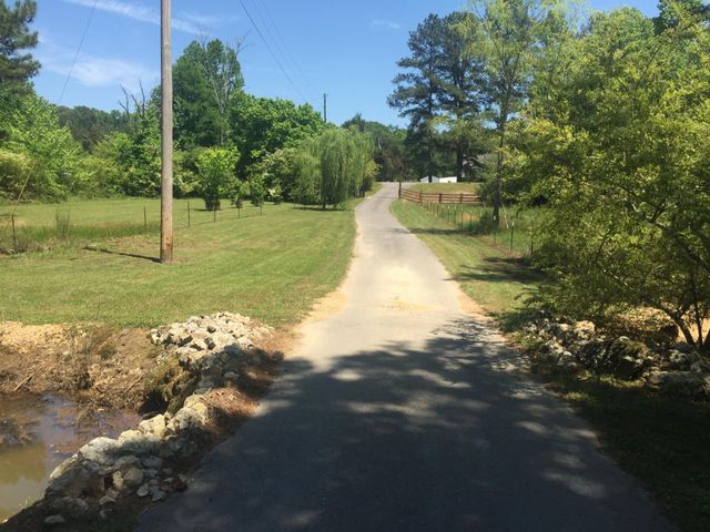 420 Long Hollow Road, Rock Spring, GA 30739