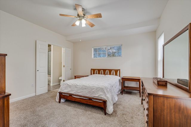 134 Laumaia LN, Bastrop, TX 78602