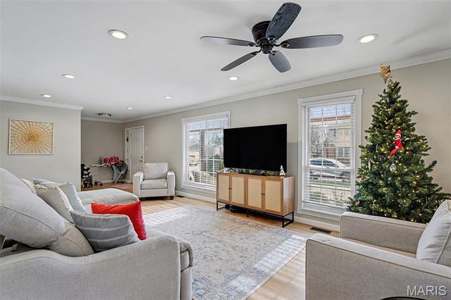 1321 Green Mist Drive, Fenton, MO 63026