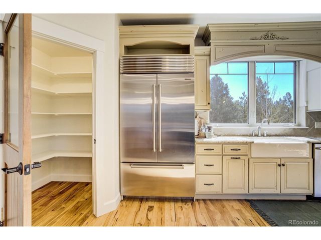5085 Saxton Hollow Rd, Colorado Springs, CO 80908