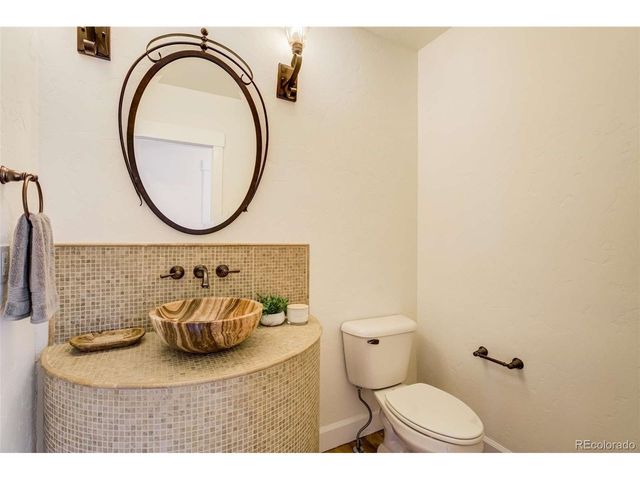 5085 Saxton Hollow Rd, Colorado Springs, CO 80908