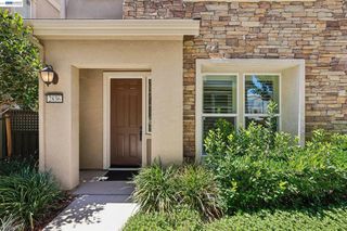 2836 Stringham Way, Dublin, CA 94568