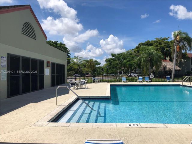 210 Lake Pointe Dr 112, Oakland Park, FL 33309