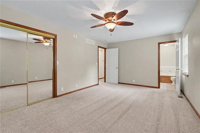 3011 Tomahawk Drive, Lawrence, KS 66049