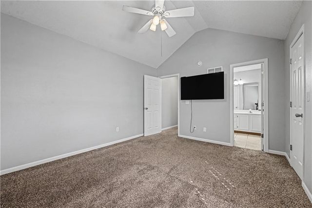 1330 NW Jefferson Court, Blue Springs, MO 64015