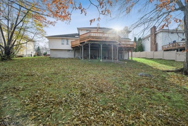 33 Continental Rd, Parsippany-troy Hills Twp., NJ 07950