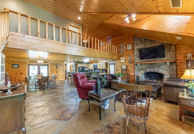 157 Austins Lane, Jessieville, AR 71949