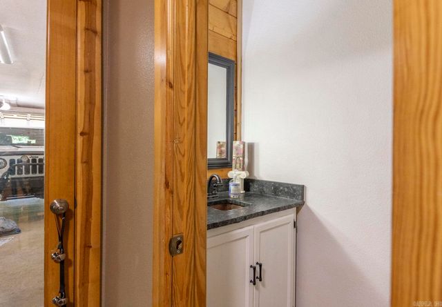 157 Austins Lane, Jessieville, AR 71949