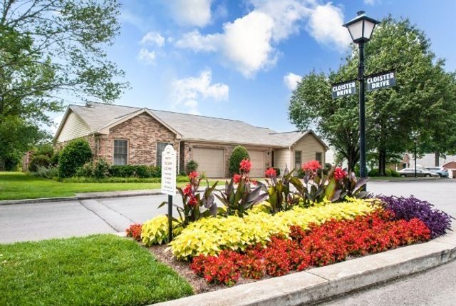 703 Mount Carmel Pl, Nashville, TN 37205