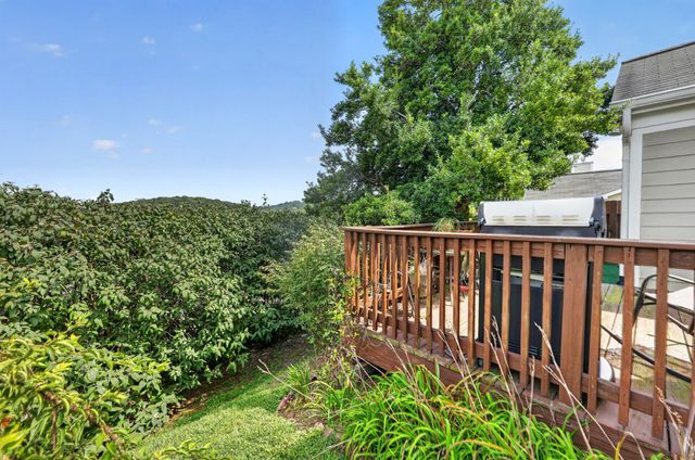 703 Mount Carmel Pl, Nashville, TN 37205