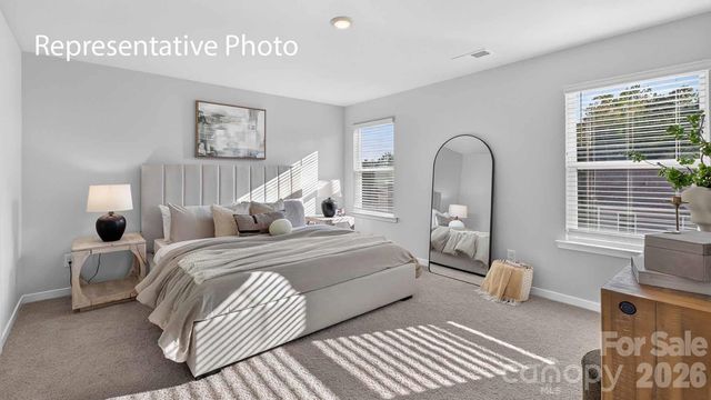 2137 10th Street SE, Hickory, NC 28602