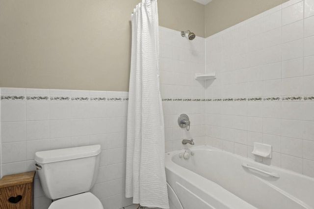 3334 Swinburne Drive, Mcfarland, WI 53558