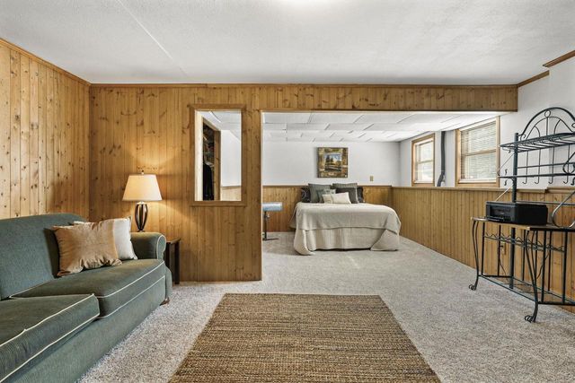 3334 Swinburne Drive, Mcfarland, WI 53558