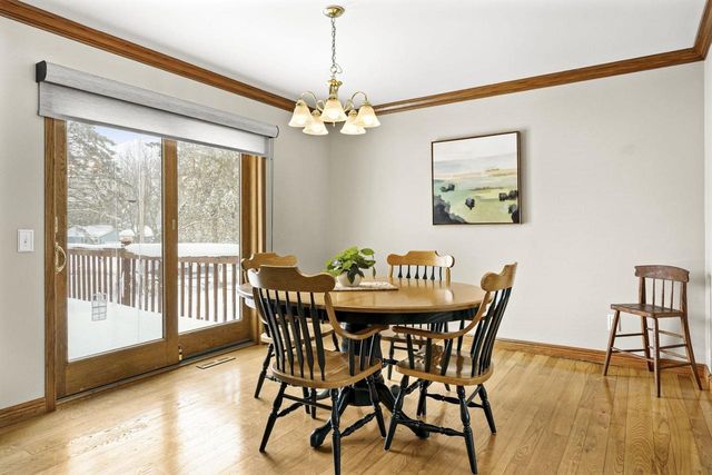 3334 Swinburne Drive, Mcfarland, WI 53558