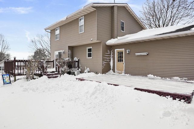 3334 Swinburne Drive, Mcfarland, WI 53558